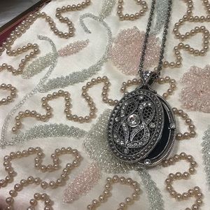 LIA SOPHIA | Estate Locket 2011 | Silver